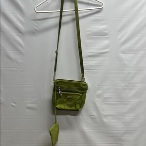 Baggallini Green Nylon Crossbody Travel Bag RFID Organizer